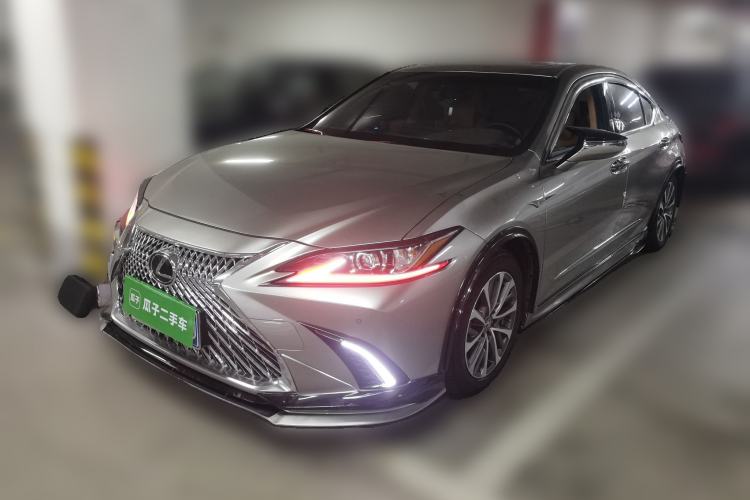 Used Lexus ES 2022 300h Excellence Edition