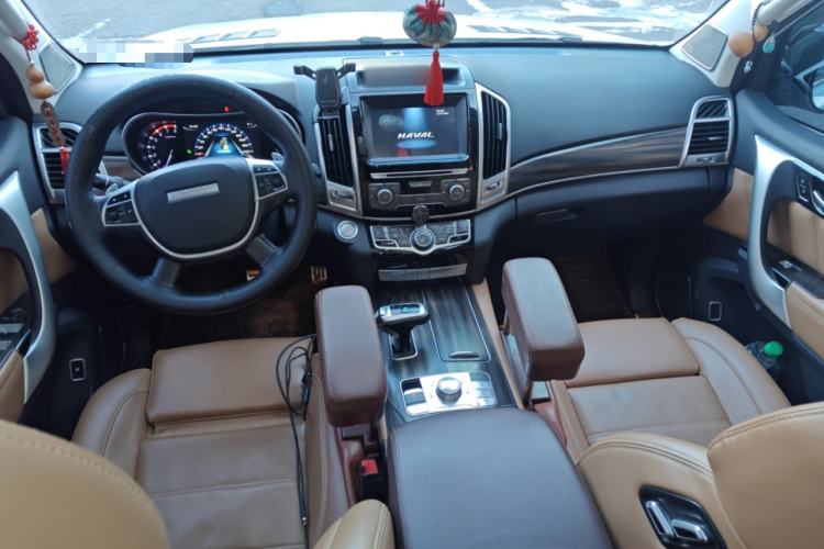 Used Haval H9 2017 2.0T Gasoline 4x4 Premium 5-Seater