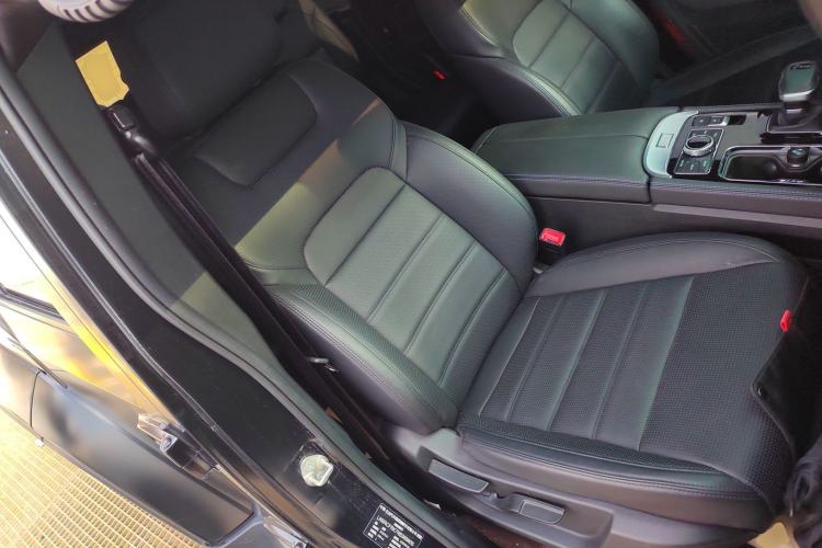 Used BAIC Off-Road BJ40 2024 2.0D Blade Hero Glory Edition
