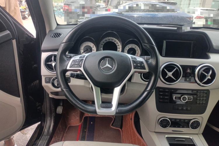 Used Mercedes-Benz GLK-Class 2015 GLK 260 4MATIC Dynamic Edition Ultimate Version Steering Wheel