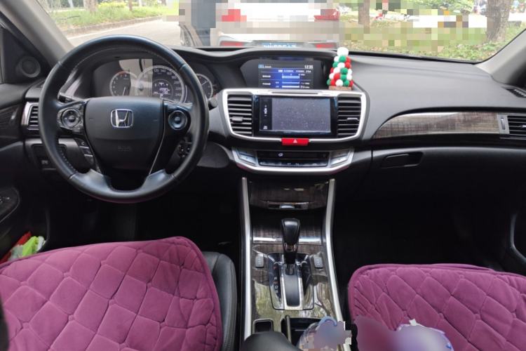 Used Honda Accord 2014 2.4L LX Comfort Edition Center Console