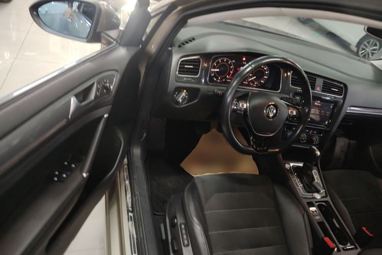 Used Volkswagen Golf 2019 280TSI DSG Luxury Version China VI Standard