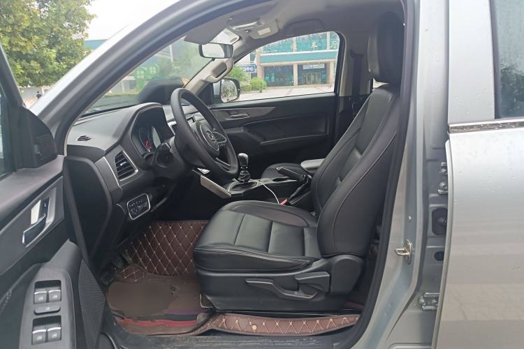 Used Great Wall Poer 2019 2.0T Commercial Version Manual Diesel Two-Wheel Drive Elite Long-Box GW4D20M Left Front Seat