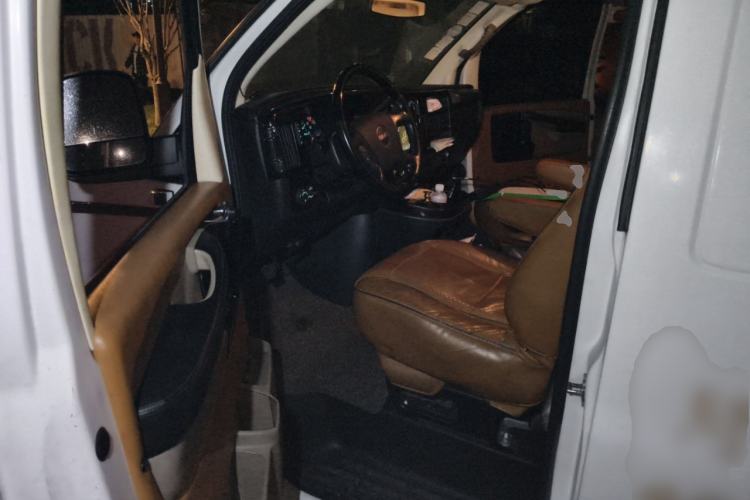 Used GMC SAVANA 2013 5.3L 1500 Sport Edition