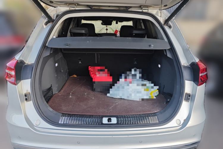 Used Hongqi HS5 2019 2.0T Smart Connect Flagship Edition Trunk