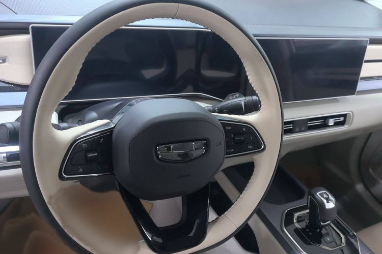 Used Geely Auto icon 2023 1.5TD Chocolate Smoothie Edition