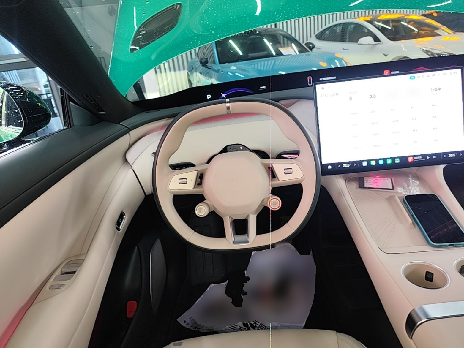Xiaomi Auto YU7 2025 Ultra-Long Range All-Wheel Drive Pro Version — снимка 13