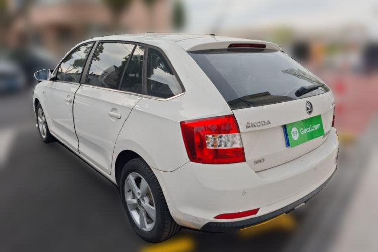 Used Skoda Rapid Spaceback 2016 Revised 1.6L Automatic Chuanxing Version Rear Left 45 Deg