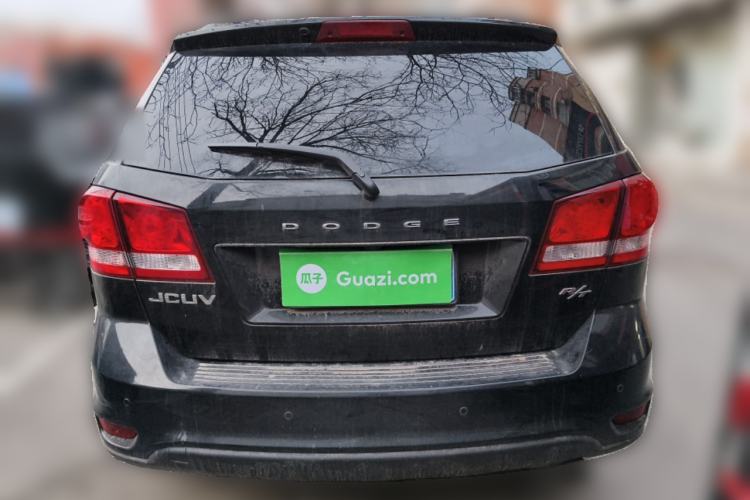 Used Dodge Journey 2013 2.4L Two-Wheel Drive Luxury Version
