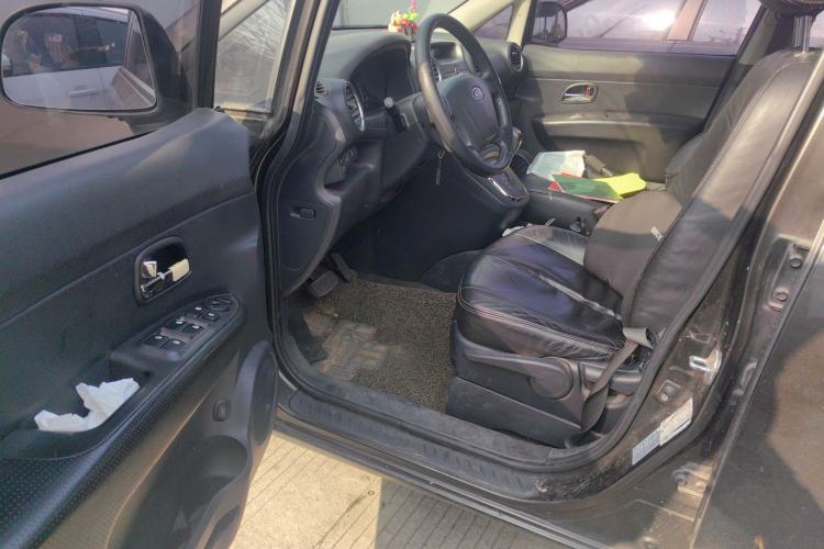 Used Kia Carens 2011 1.6L 5-seat Automatic Luxury Edition
