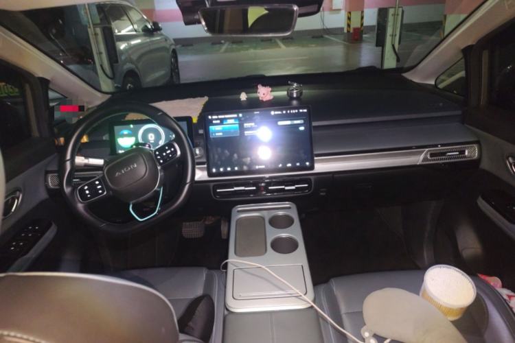 Used AION Y 2023 Plus 510 Tech Edition Center Console