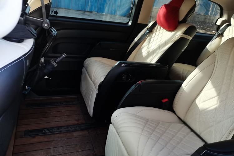 Used Mercedes-Benz Vito 2018 2.0T Business Version China VI Emission Standard