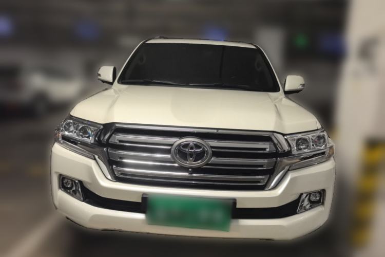 Used Toyota Land Cruiser 
