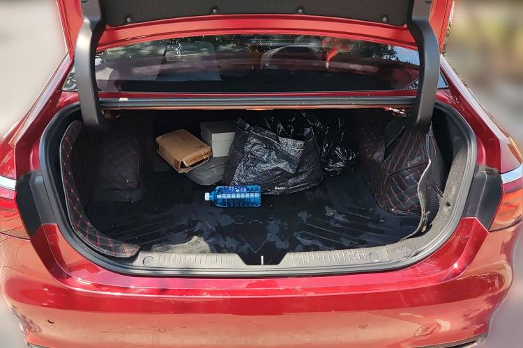 Used GAC Trumpchi GA6 2019 270T Automatic Supreme Edition Trunk