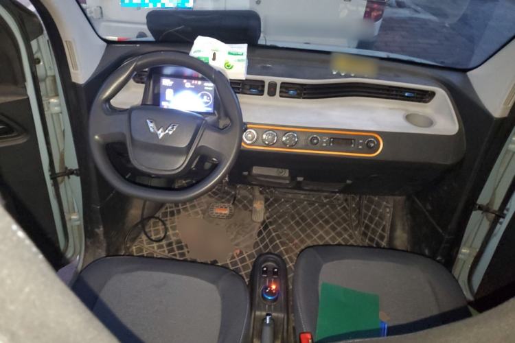 Used Wuling Hongguang MINIEV 2021 Macaron Fashion Model Lithium Iron Phosphate
