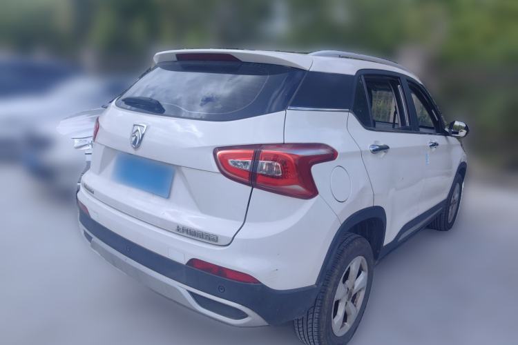 Used Baojun 510 2017 1.5L Manual Fashion Model