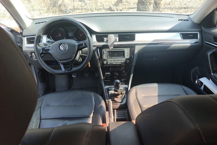 Used Volkswagen Bora 2016 1.6L Manual Comfort Model
