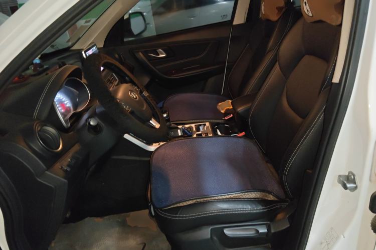 Used Bestune X40 2019 1.6L Automatic Luxury Edition China VI
