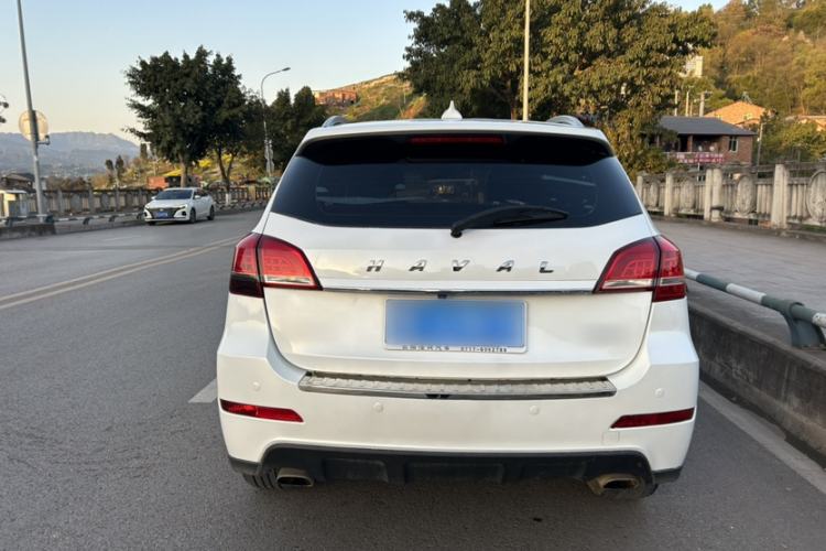 Used Haval H2 2018 Red-Label 1.5T Manual Two-Wheel Drive Luxury Model