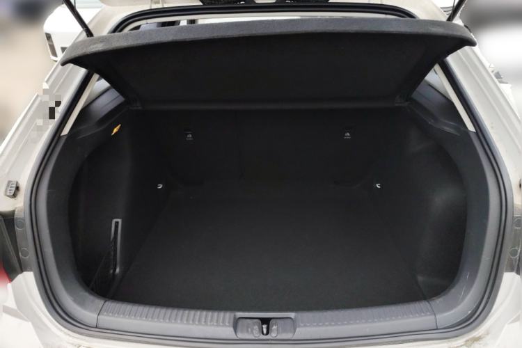 Used Volkswagen Gran Lavida 2017 230TSI DSG Comfort Edition Trunk