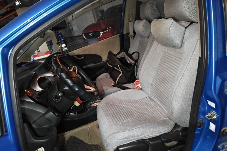 Used Honda Fit 2011 1.5L Automatic Luxury Edition Left Front Seat