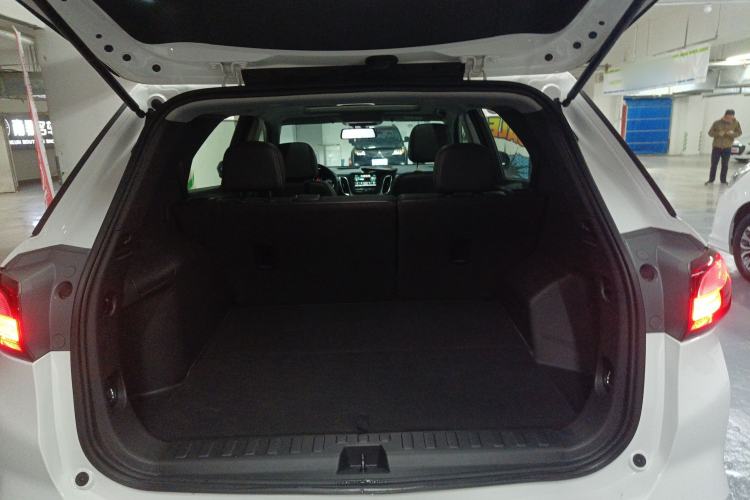 Used Chevrolet Equinox 2019 535T Automatic Chijie Edition China VI Trunk