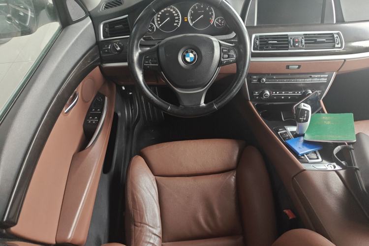 Used BMW 5 Series GT 2010 535i Leading Model Steering Wheel