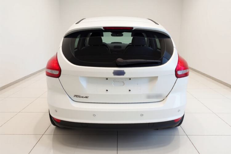 Used Ford Focus 2015 Hatchback 1.6L Automatic Fashion Edition