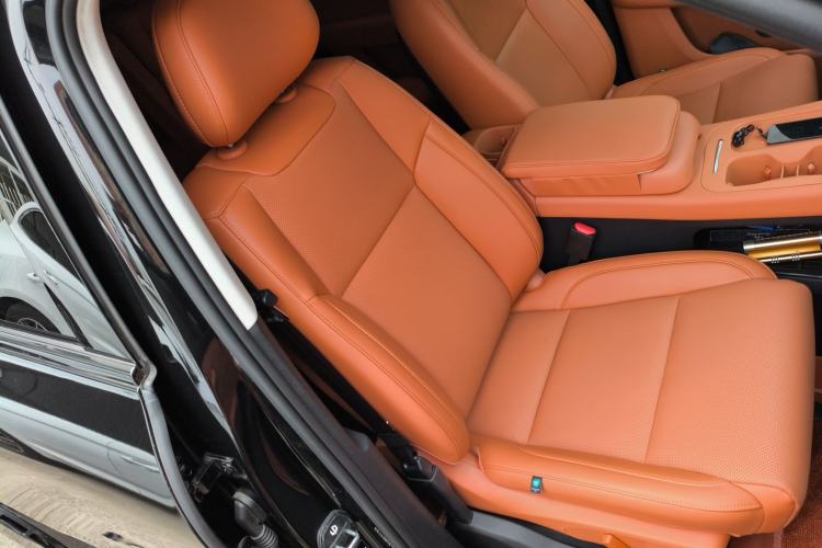 Used Leapmotor C16 2024 All-Electric 580 Luxury Edition Right Front Seat