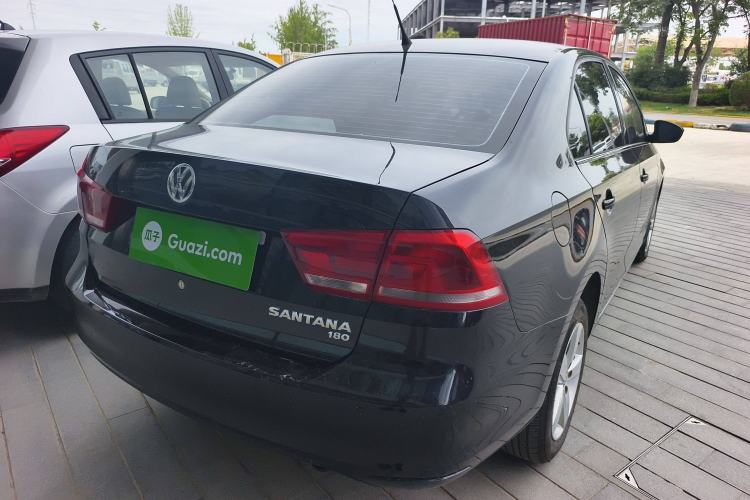 Used Volkswagen Santana 2015 1.6L Manual Comfort Edition