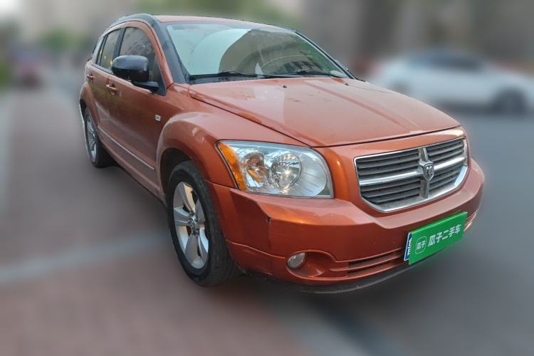 Used Dodge Caliber 2011 2.0 SXT Classic Edition Front Right 45 Deg