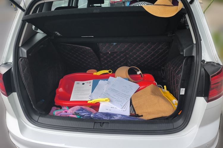 Used Volkswagen Golf Sportsvan 2016 180TSI Automatic Trend Model Trunk