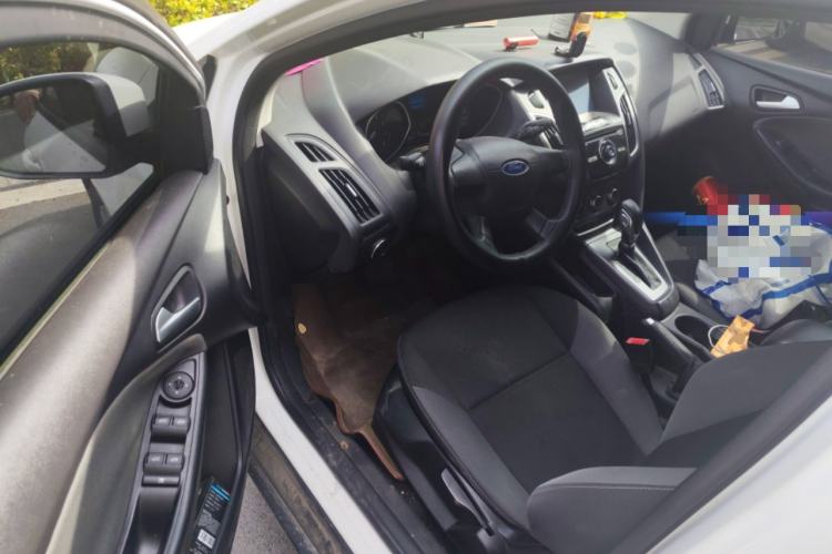 Used Ford Focus 2012 Hatchback 1.6L Automatic Comfort Model Driver Seat