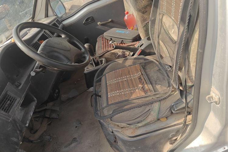 Used Wuling Zhiguang 2015 1.2L Practical LS-I Model