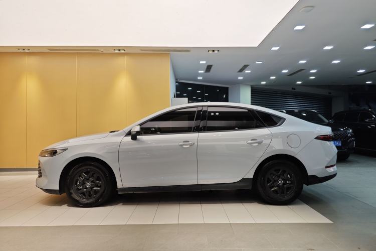 Used BYD Qin PLUS 2025 DM-i Smart Drive 55KM Leading Model Exterior 3