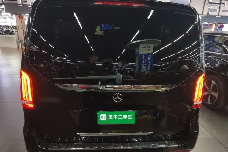 Used Mercedes-Benz V-Class 2020 V 260 L Long-wheelbase Luxury Edition Rear