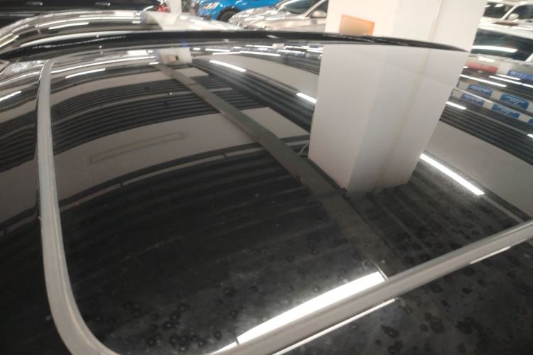 Used Nio ES6 2024 75 kWh Roof