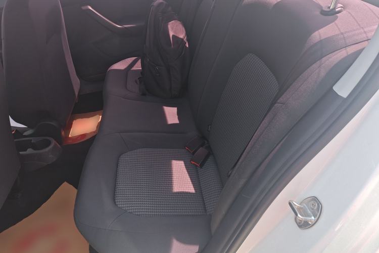 Used Volkswagen Santana 2018 1.5L Automatic Fashion Edition Left Rear Seat