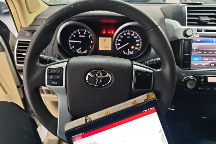 Used Toyota Prado 2015 2.7L Automatic Standard Edition
