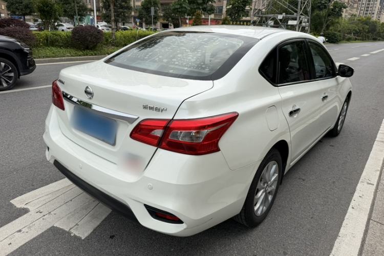 Used Nissan Sylphy 2016 1.6 XL CVT Luxury Edition Exterior 4