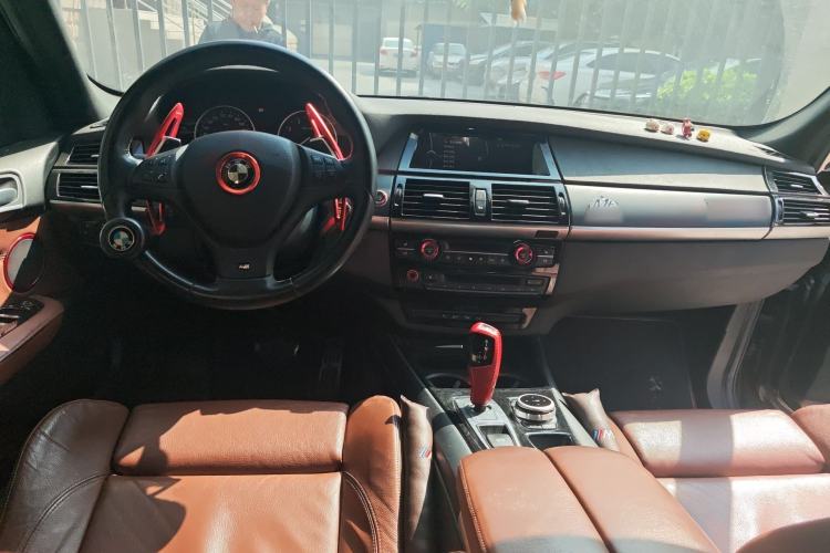 Used BMW X5 2011 xDrive35i M Sport model Center Console