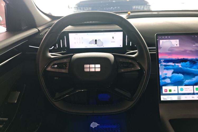 Used Geely Galaxy L6 2024 125km PLUS Dragon Edition
