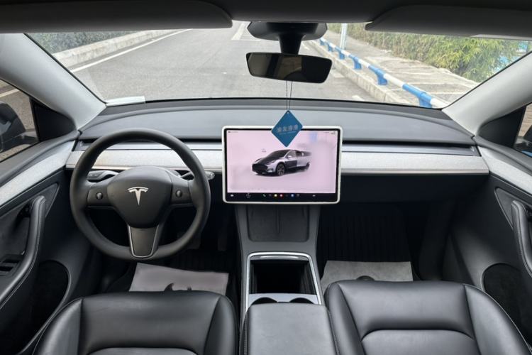 Used Tesla Model Y 2024 Rear-Wheel-Drive Version