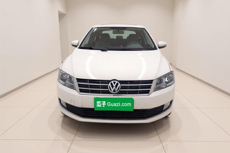 Used Volkswagen Gran Lavida 2013 1.6L Manual Comfort Model