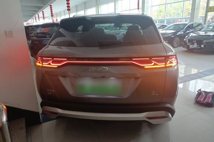 Used BYD Song L DM-i 2024 112 km Leading Edition Rear