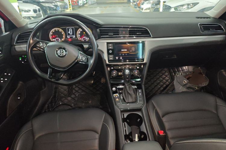 Used Volkswagen Lamando 2019 280TSI DSG Comfort Edition China V Standard Center Console