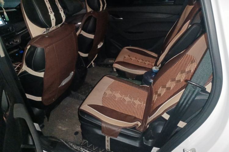 Used Baojun 360 2018 1.5L Manual Elite Version National V Interior 4