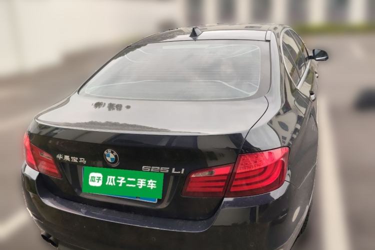 Used BMW 5 Series 2013 525Li Luxury Model
