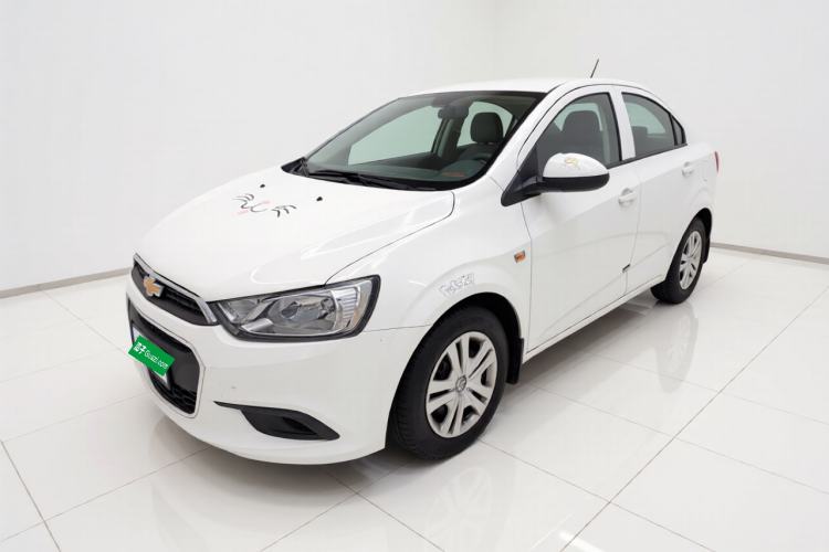 Used Chevrolet Aveo Sonic 2014 Sedan 1.4SL AT Fashion Edition