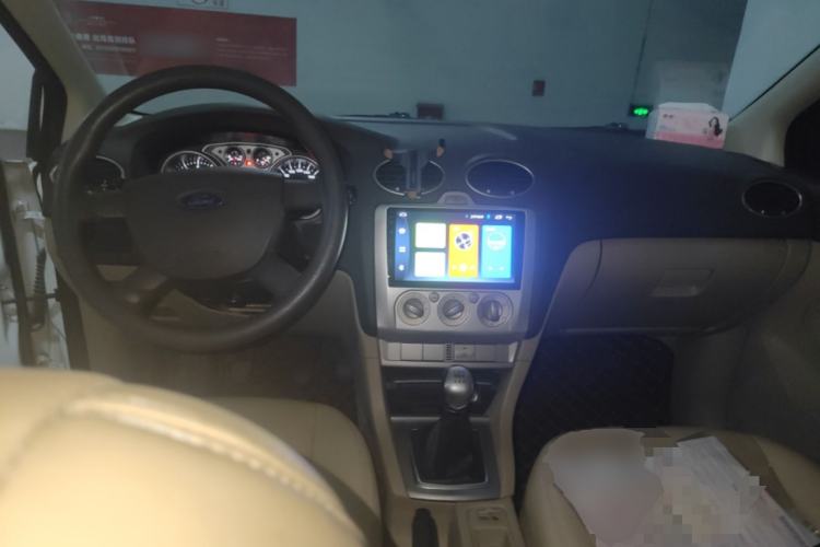 Used Ford Focus 2013 Sedan Classic 1.8L Manual Base Model
